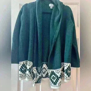 Cozy green cardigan